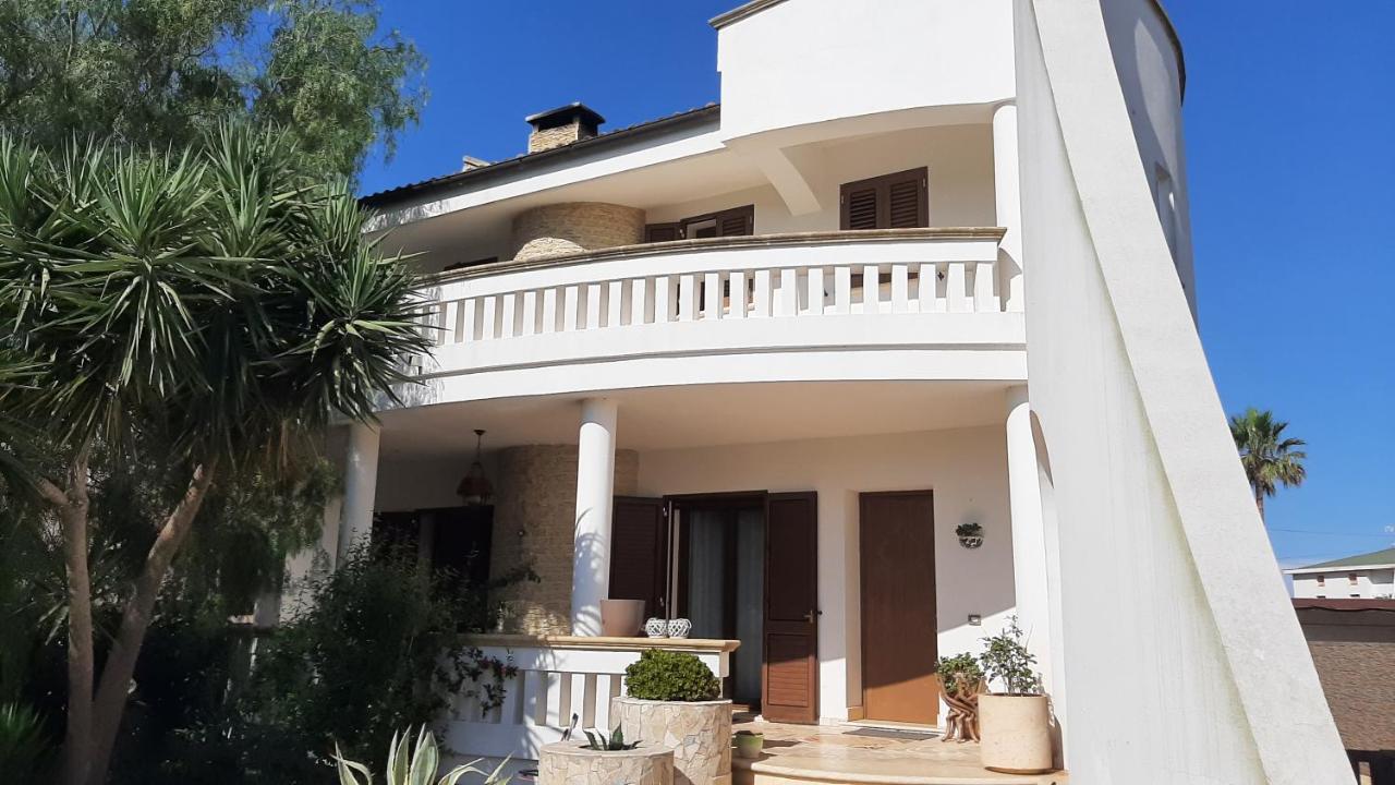 Casa Giulia Hotel Tiggiano Buitenkant foto